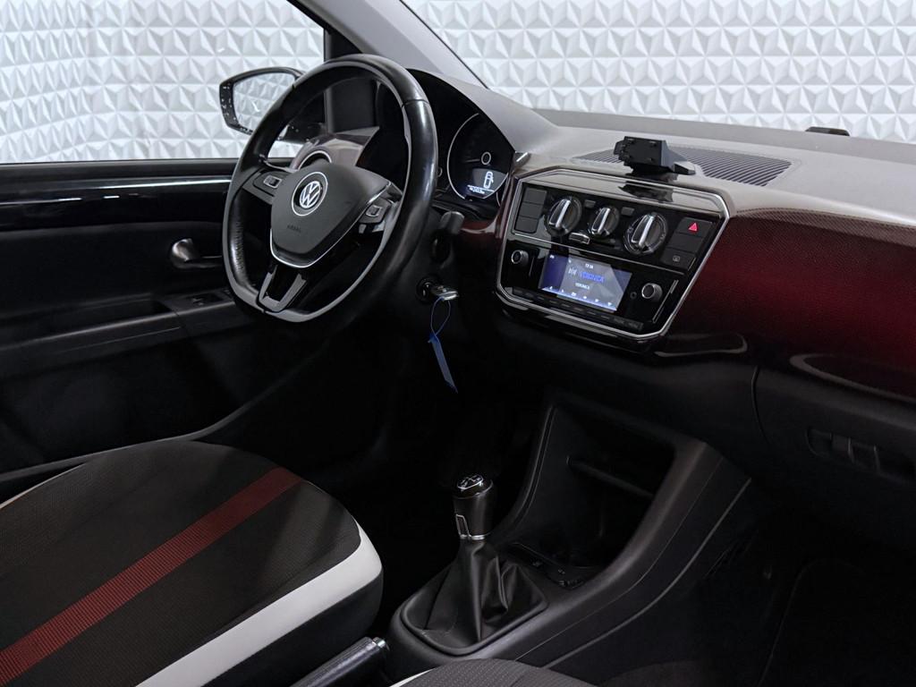 Volkswagen UP! 1.0 TSI 90PK! Mooi - Sportief & 92.000km (201, Auto's, Volkswagen, Gebruikt, 4 stoelen, Elektrische ramen, Zwart