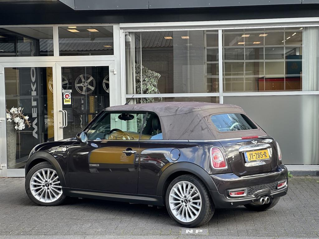 MINI Cabrio 1.6 Cooper S Chili CLIMA / CRUISE / NAVI / STOEL, Voorwielaandrijving, Gebruikt, 4 cilinders, 4 stoelen
