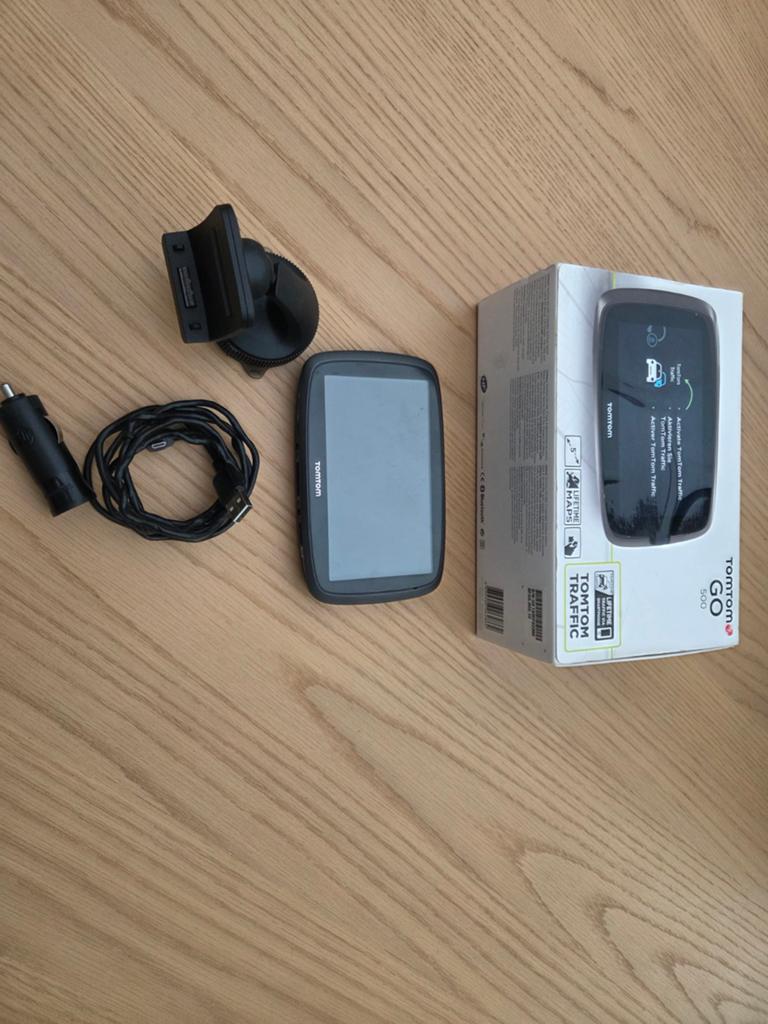 TomTom GO 500 navigatiesysteem met verkeersinformatie, Auto diversen, Autonavigatie, Ophalen, Zo goed als nieuw