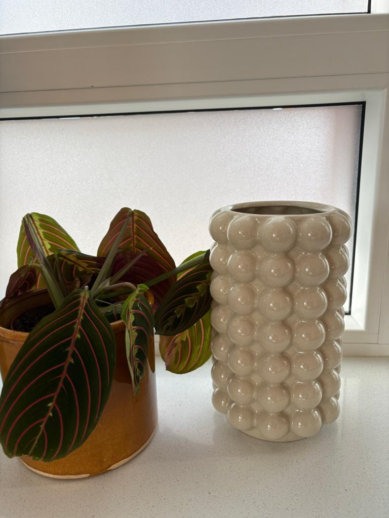 Beige vaas H&M home, Huis en Inrichting, Ophalen, Overige kleuren, Aardewerk of Porselein, Zo goed als nieuw