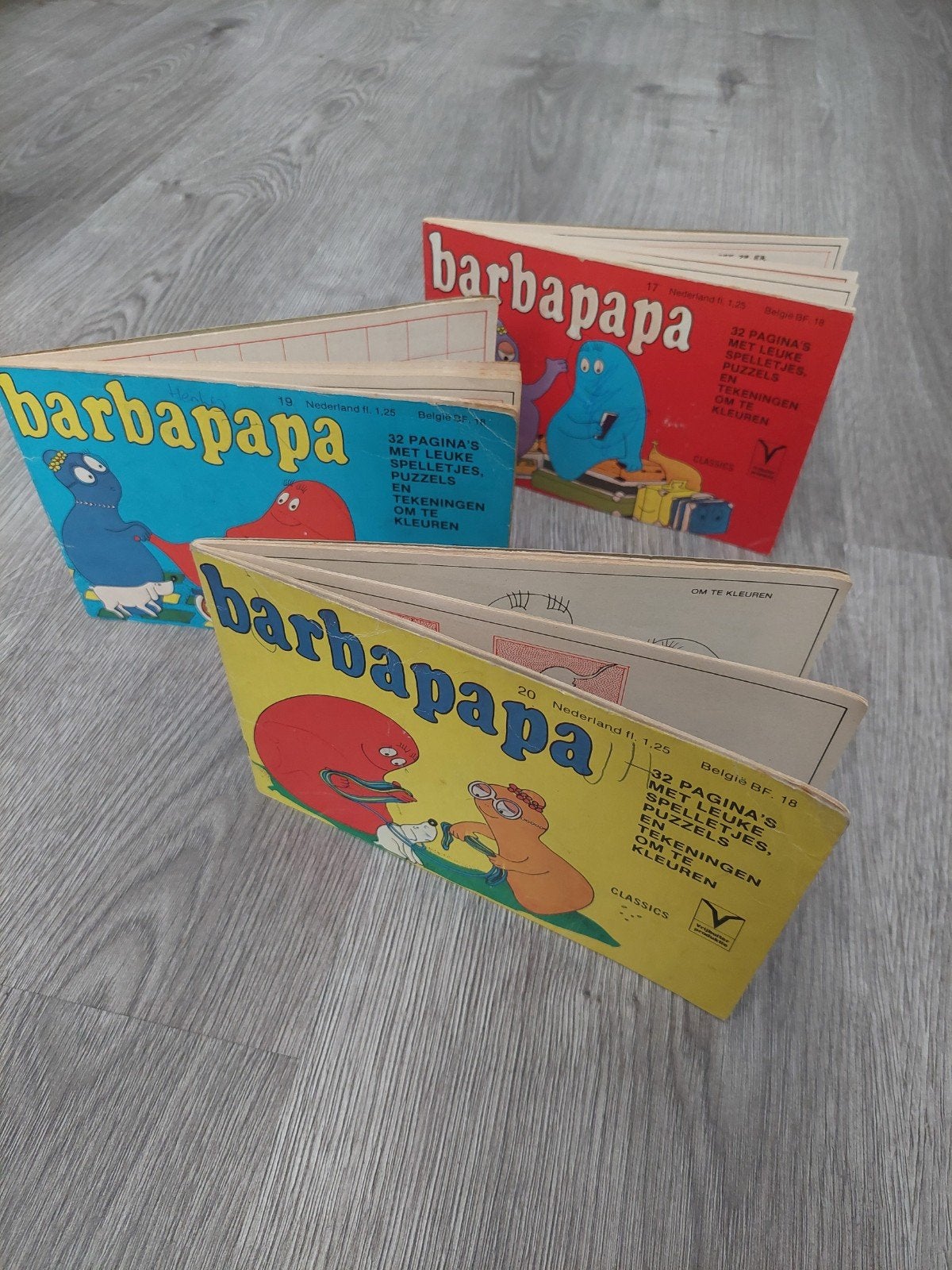 3 vintage BARBAPAPA  boekjes 1979, Gelezen, Fictie algemeen, Verzenden, Jongen of Meisje