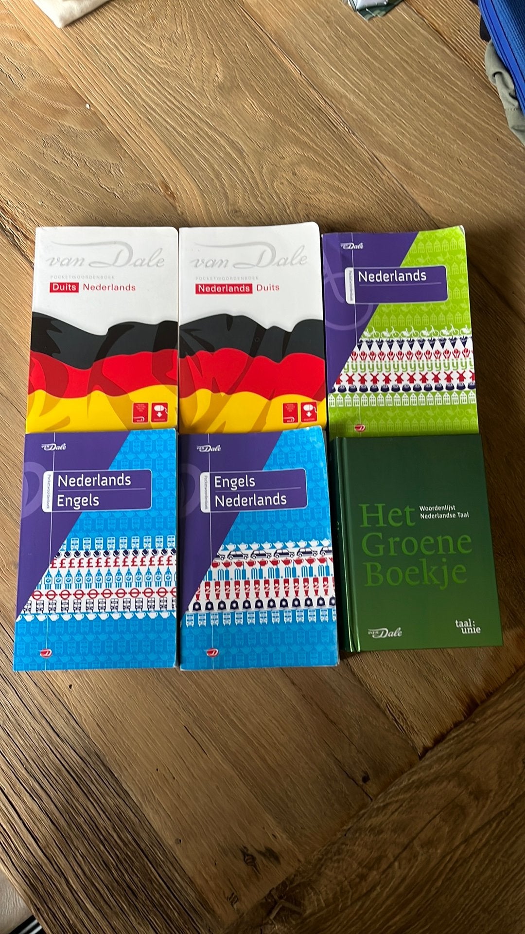 van Dale Woordenboeken, Ophalen, Zo goed als nieuw, Van Dale, Overige talen