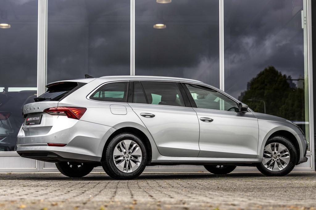 Skoda Octavia Combi 1.0 TSI Business Edition | LED | NL Auto, Auto's, Skoda, 12 maanden, Stof, Gebruikt, Euro 6