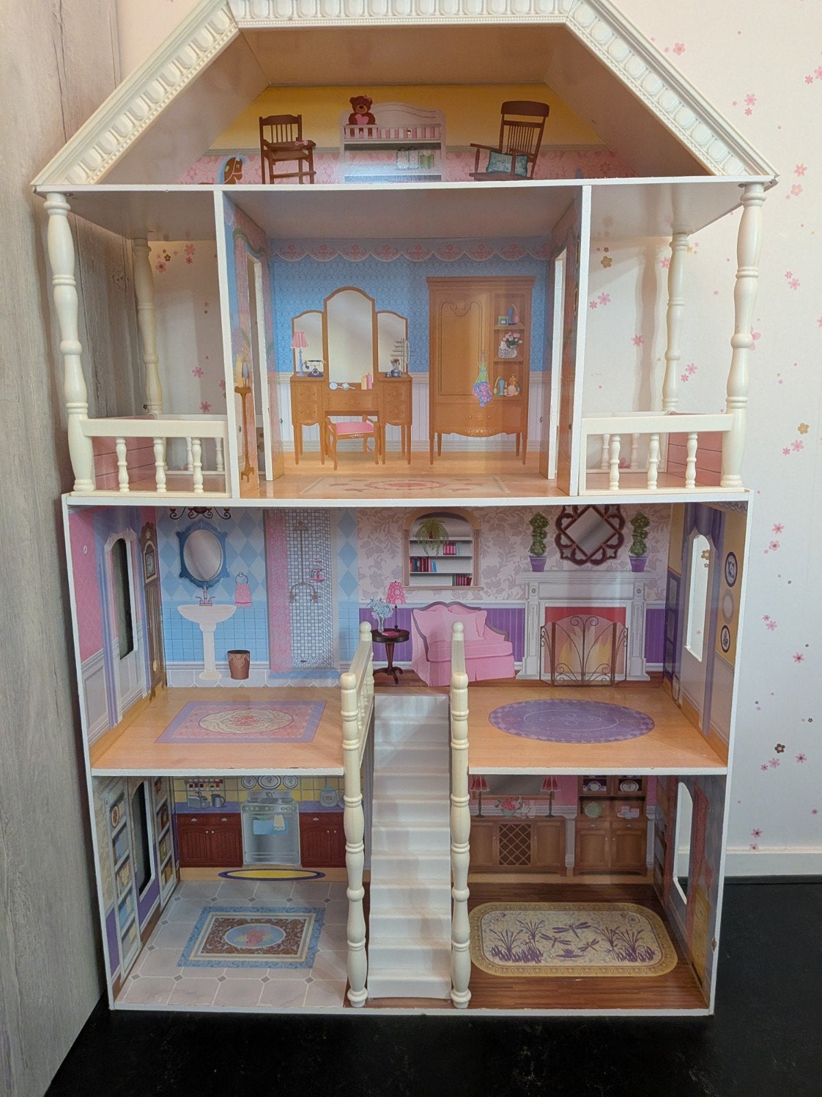 Groot houten poppenhuis met 3 verdiepingen, Kinderen en Baby's, Ophalen, Gebruikt, Poppenhuis