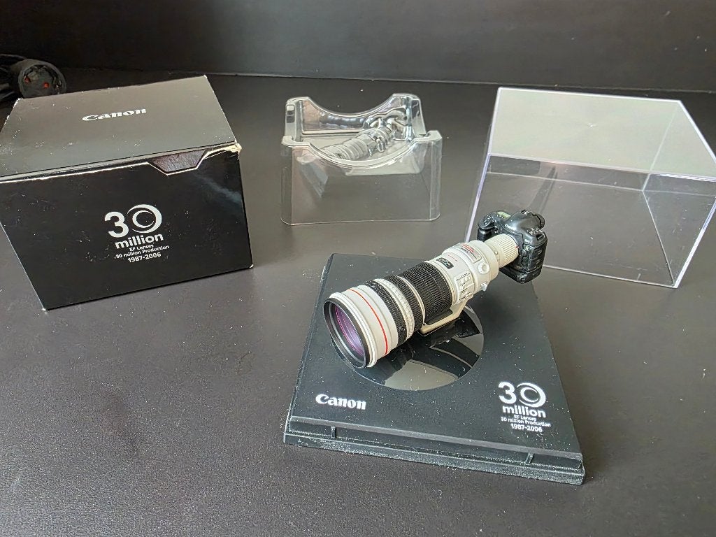 Canon Zeldzaam 1:5 schaalmodel Canon 30 million anniversary, Audio, Tv en Foto, Fotocamera's Digitaal, Canon, Overige typen, Nieuw