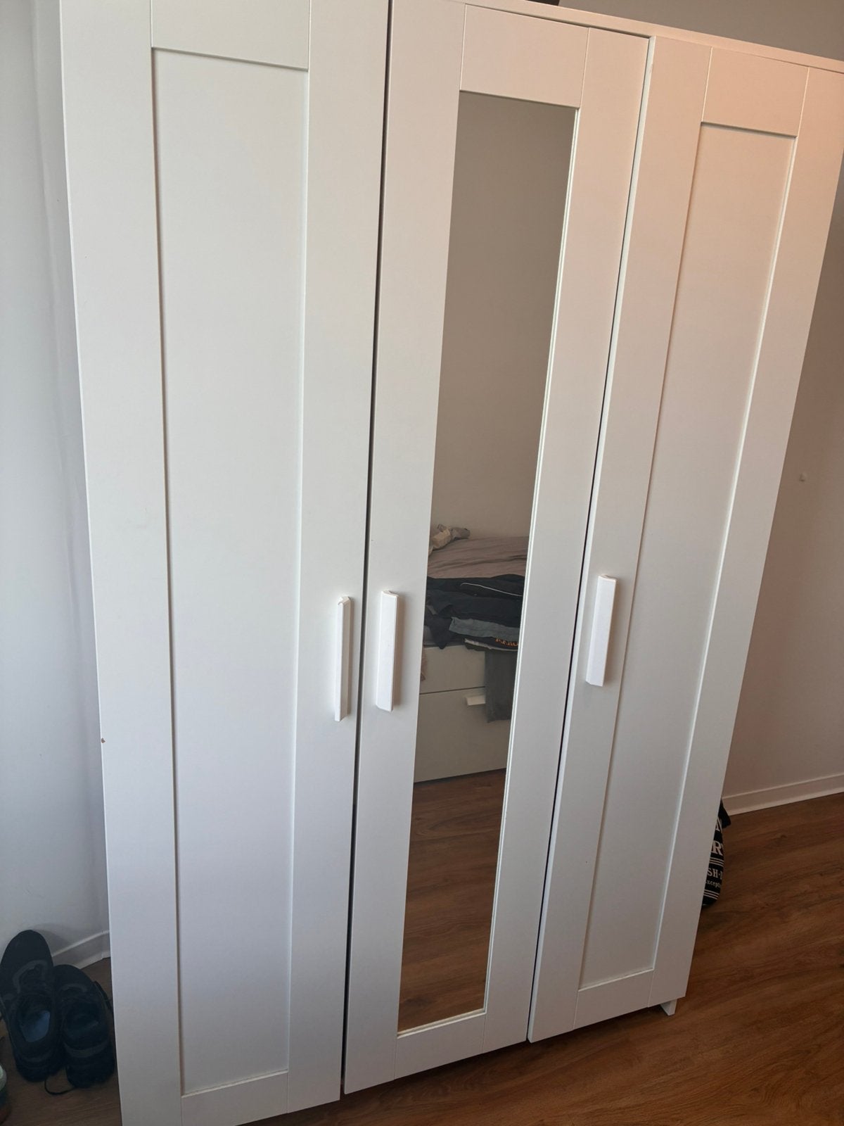 IKEA BRIMNES kledingkast 3 deuren, 100 tot 150 cm, Ophalen of Verzenden, Zo goed als nieuw, 150 tot 200 cm