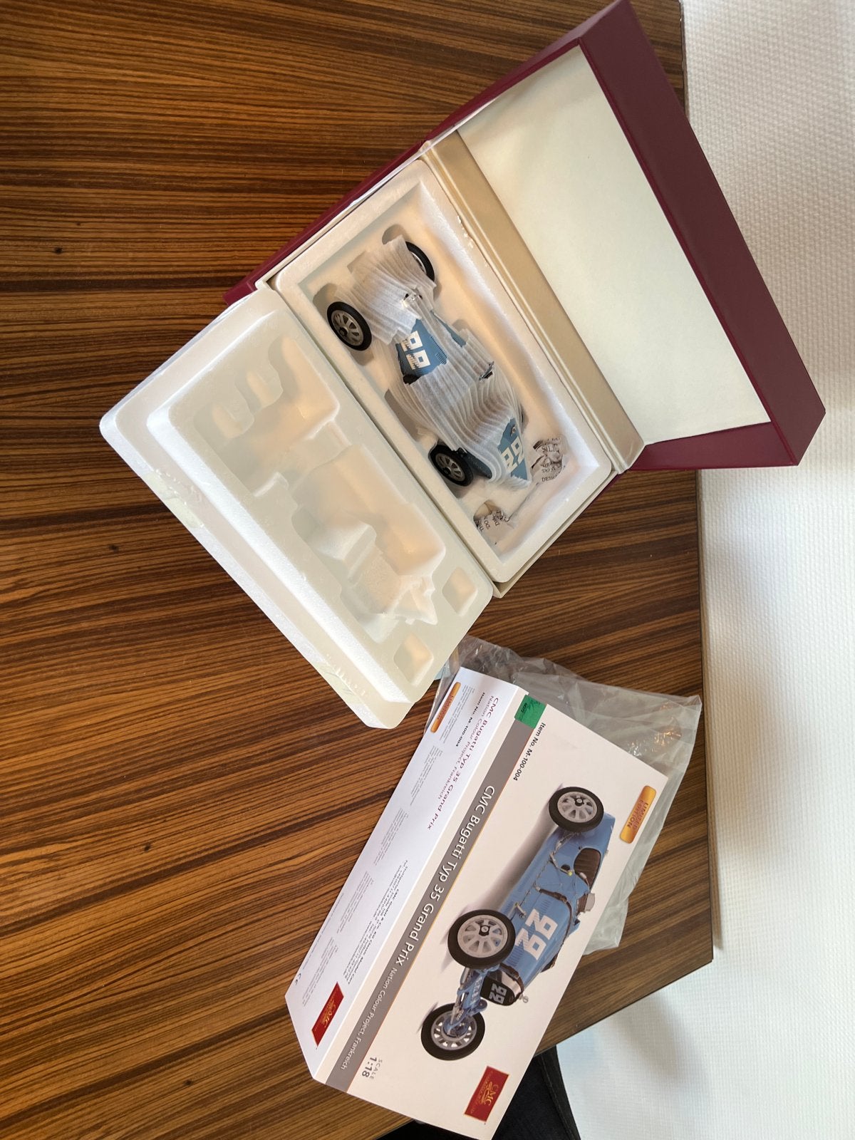 CMC Bugatti Type 35 Grand Prix Nation Color 1:18 modelauto, Ophalen of Verzenden, Nieuw, Auto, Overige merken