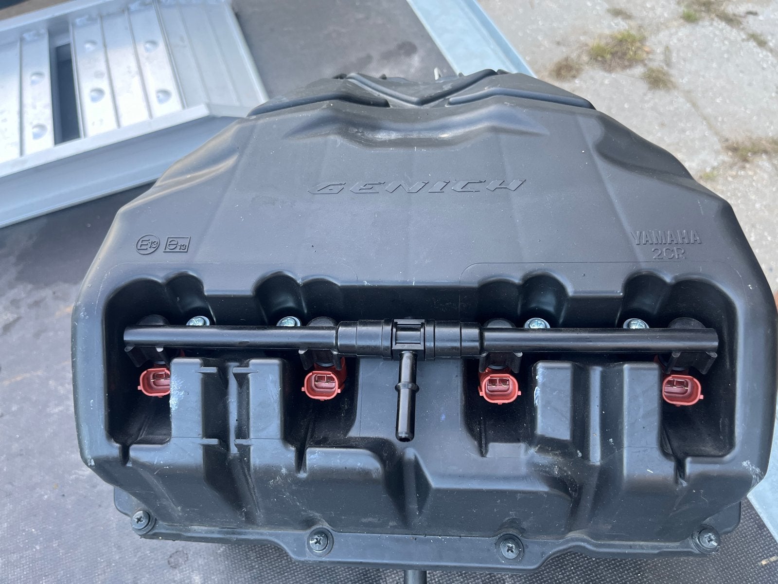 Yamaha R1 2015-2017 Airbox Compleet met Injectoren, Ophalen, Gebruikt, Marktplaats, Info@marktplaats.nl