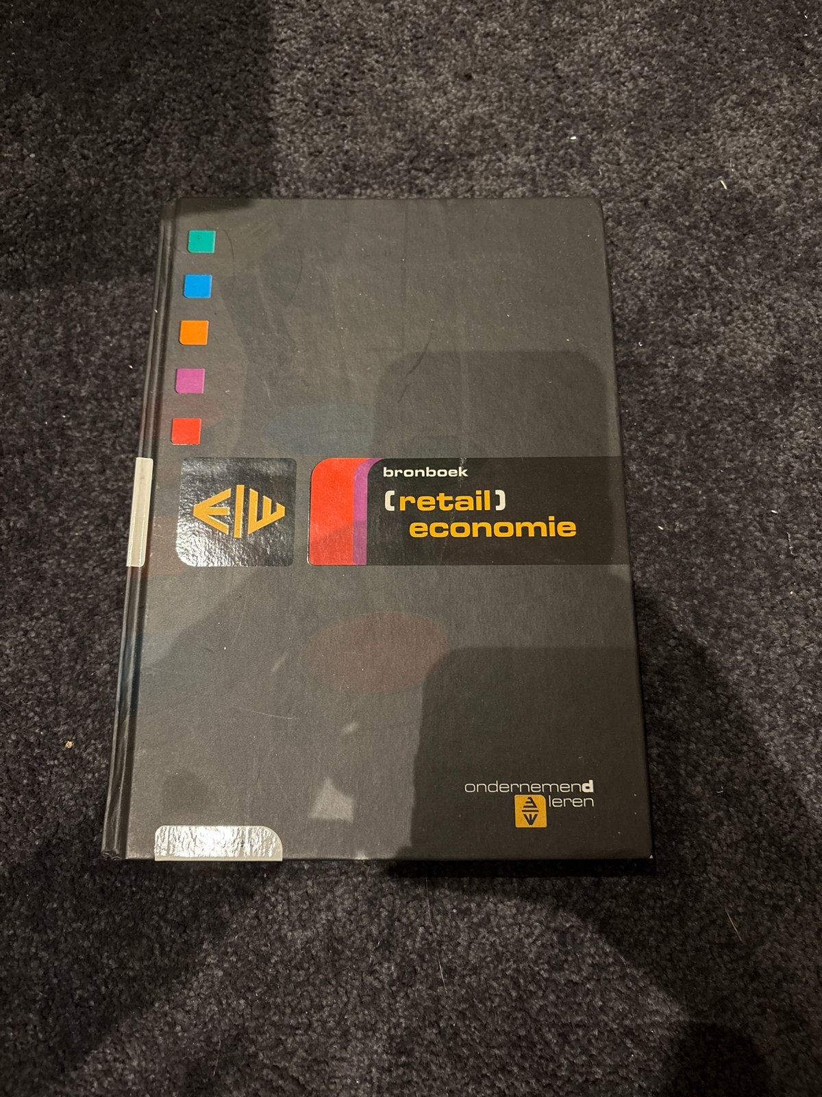 Bronboek Retail Economie - Ondernemend Leren, Ophalen of Verzenden, Gelezen, Economie en Marketing