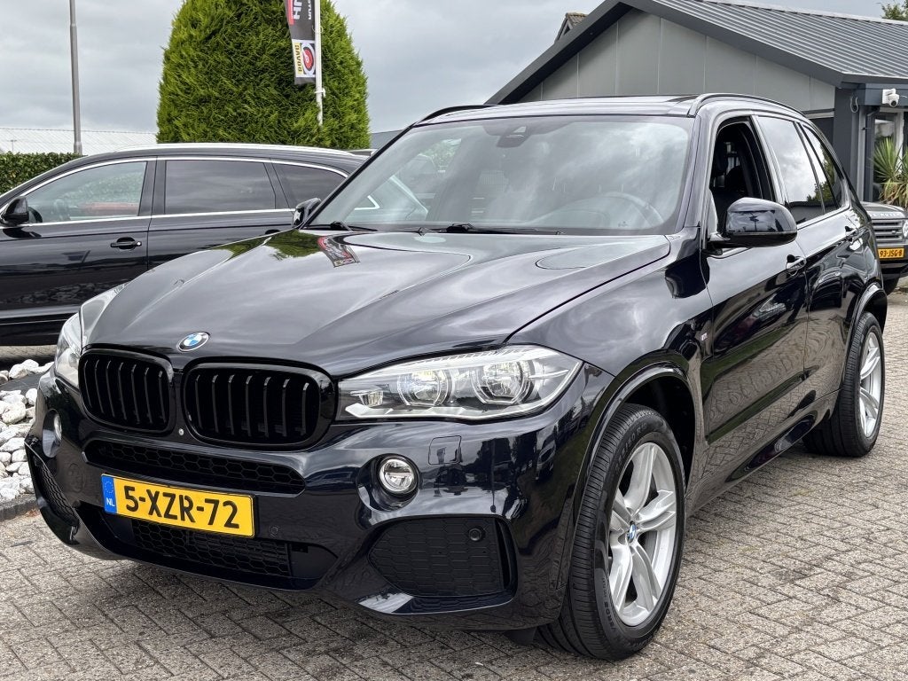 BMW X5 3.0D 2014 M-Pakket 2014 NL Auto Trekhaak Panoramadak, Auto's, BMW, Gebruikt, 2993 cc, 241 €/maand, 259 pk