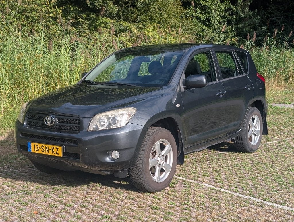 Toyota Rav4 2.0 -  2006 - 4x4 - 193388 km - antraciet, 1998 cc, Stof, 1440 kg, 4 cilinders