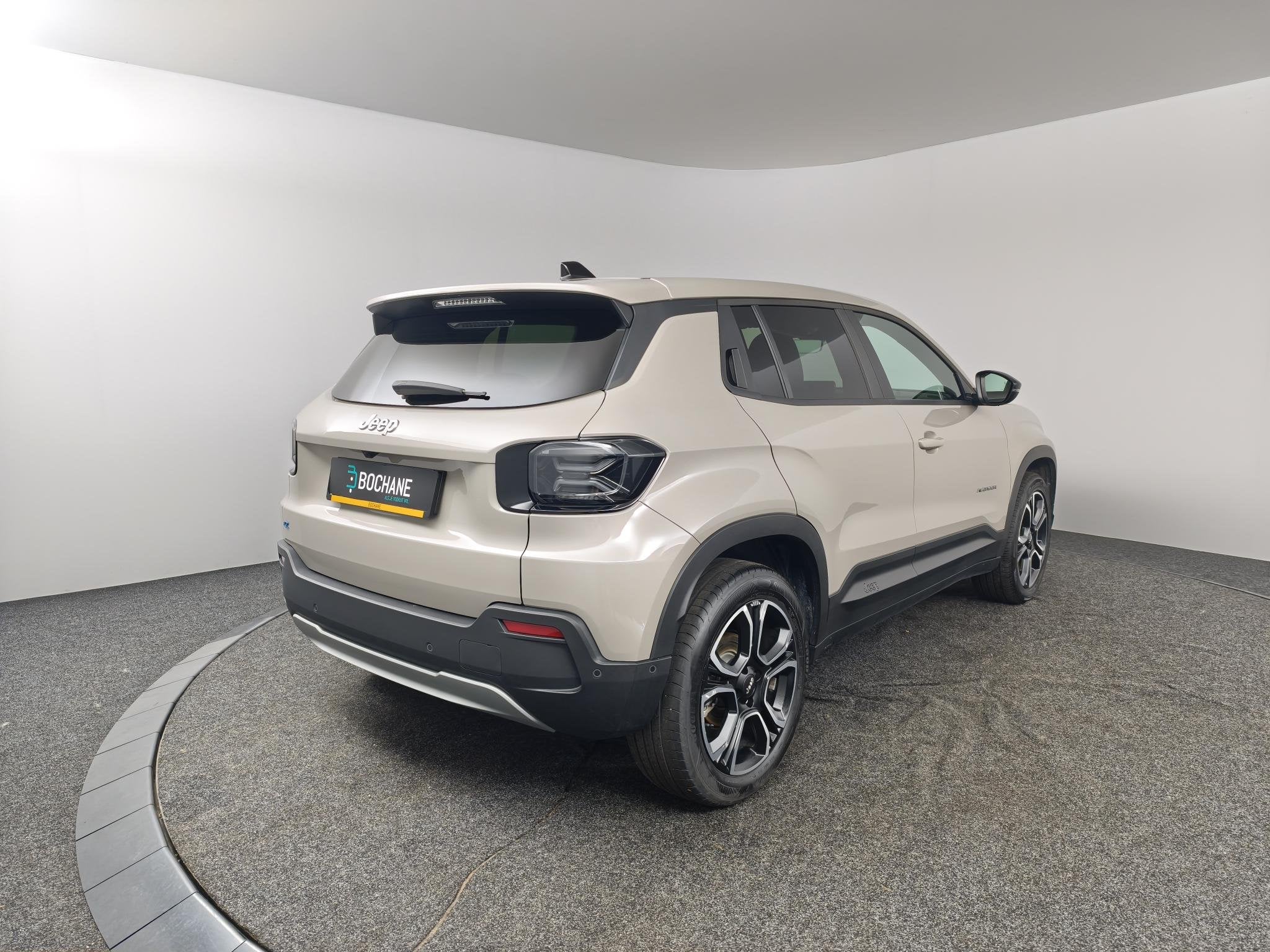 Jeep Avenger Summit 54 kWh | SOH 98,1% | Apple CarPlay / And, Auto's, Jeep, 156 pk, Met garantie (alle), SUV of Terreinwagen, 1495 kg
