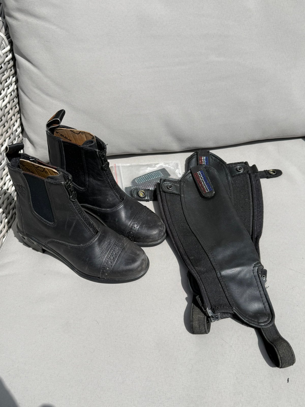 Ariat Jodphurs mt 28 1/2 + chaps, Ophalen of Verzenden, Zo goed als nieuw