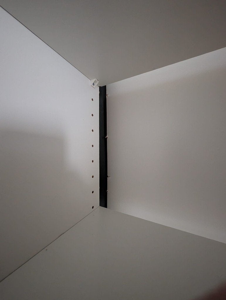 Foto 13 van Spacious, modern PAX wardrobe / Grote moderne PAX kast