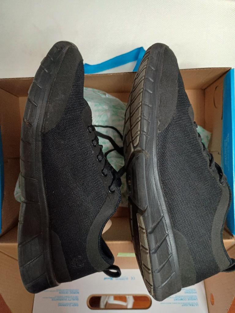 Suecos Alma maat 40, Kleding | Dames, Schoenen, Zwart, Ophalen of Verzenden, Suecos, Sneakers of Gympen