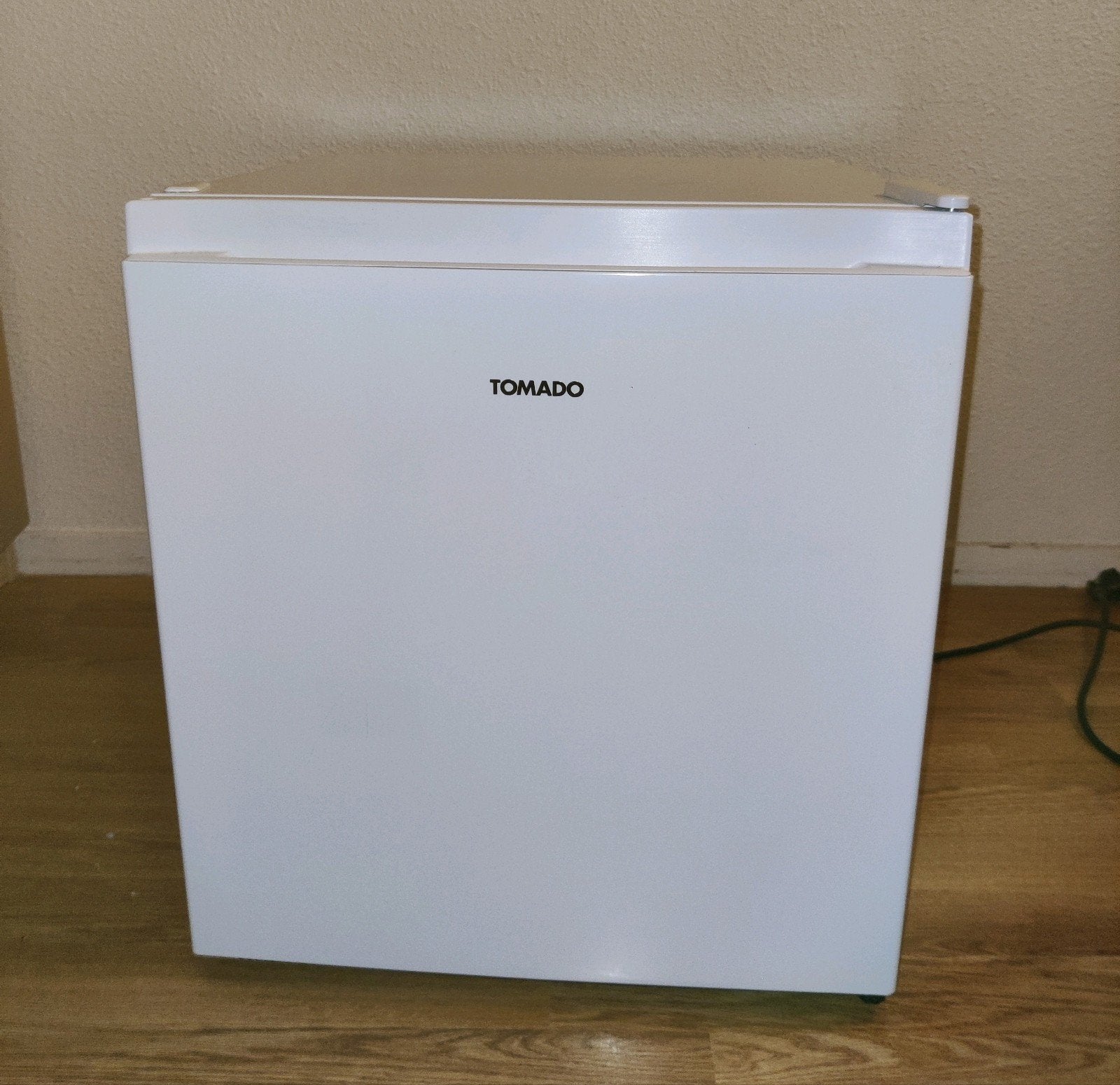 Vriezer Tomado TFM4401W, Witgoed en Apparatuur, Vriezers en Diepvrieskisten, Gebruikt, Minder dan 85 cm, Minder dan 60 cm, Ophalen