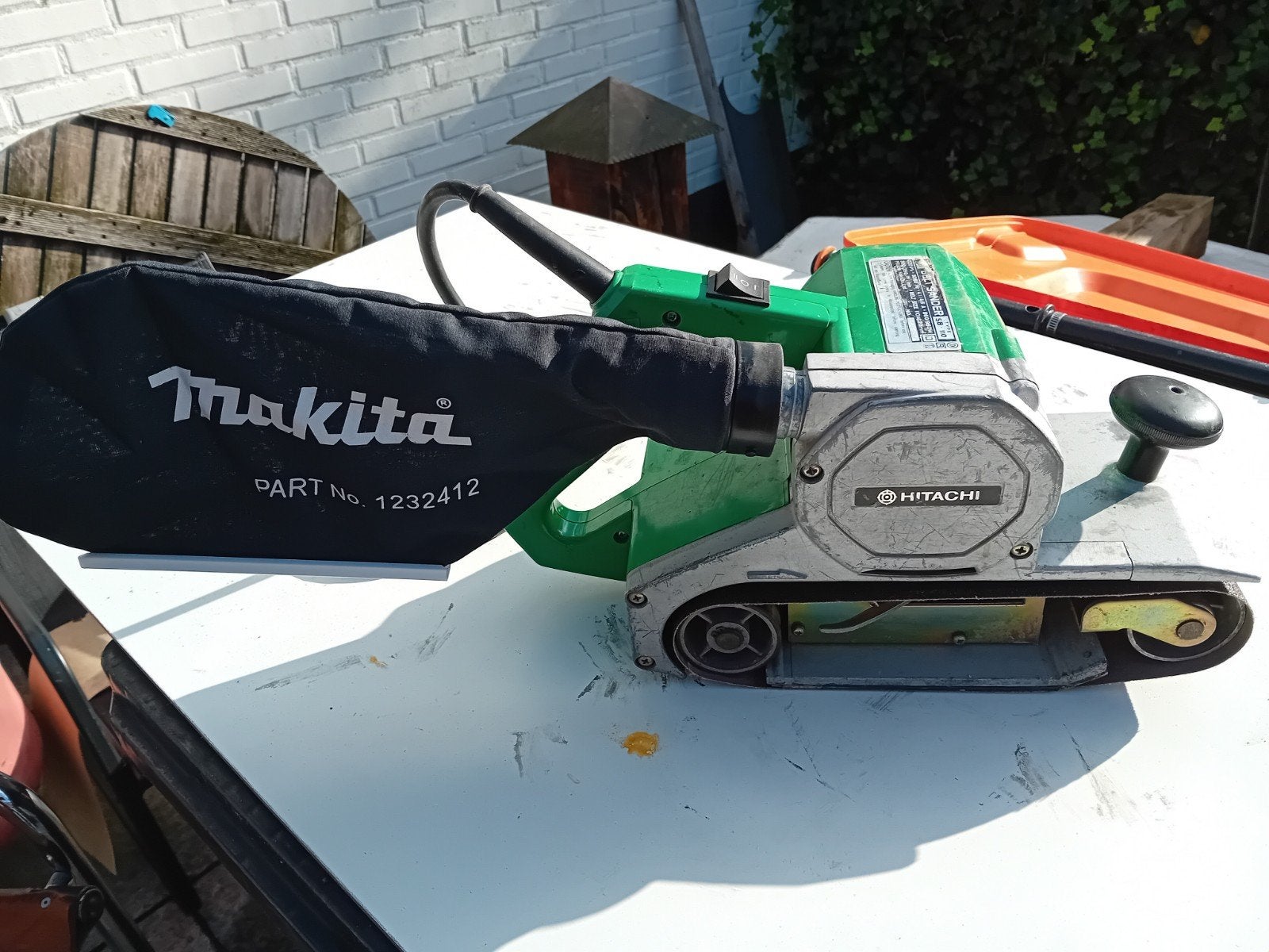 hitachi bandschuurmachine SB110 te koop, Doe-het-zelf en Verbouw, Ophalen of Verzenden