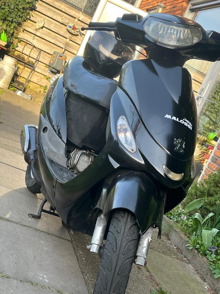 Mooie peugeot vclic scooter, Ophalen, Gebruikt