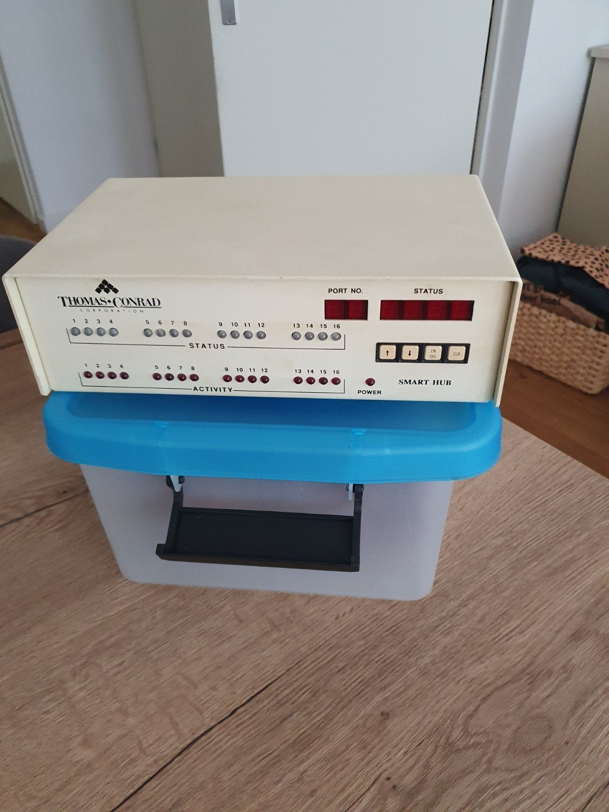Thomas-Conrad Smart Hub - Vintage Netwerkapparaat, Computers en Software, Overige Computers en Software, Ophalen of Verzenden