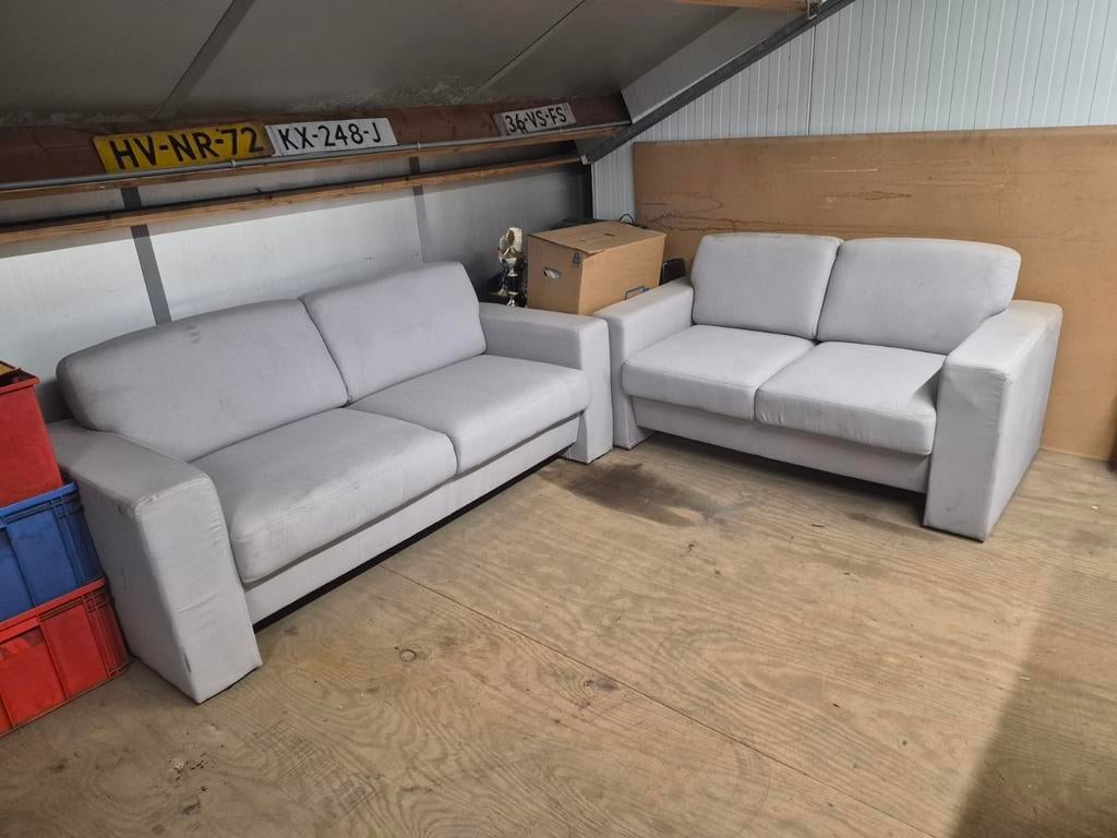 Set van 2- en 3-zits banken - Lichtgrijs, Huis en Inrichting, Banken | Bankstellen, Ophalen, Gebruikt, 150 tot 200 cm, 75 tot 100 cm