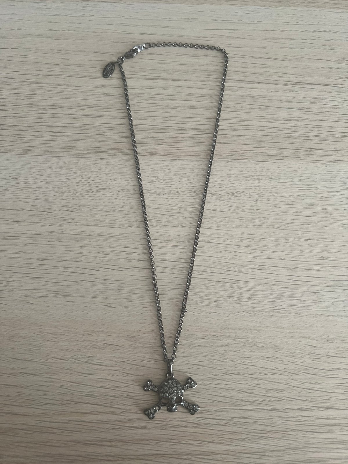 Vivienne westwood black skull necklace, Sieraden, Tassen en Uiterlijk, Kettingen, Ophalen of Verzenden, Zo goed als nieuw, Zwart