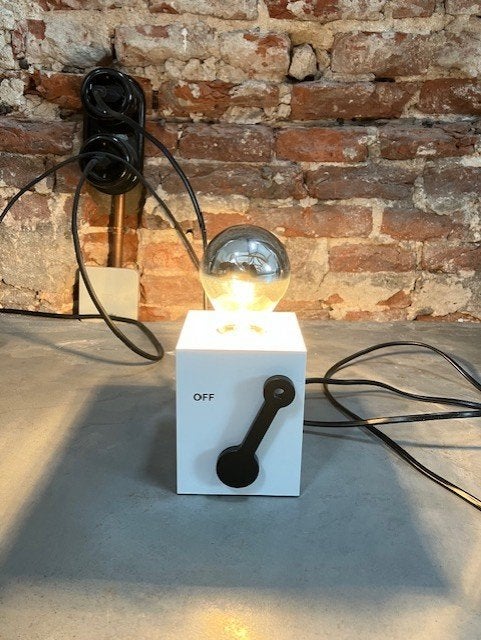 Gispen kunststof witte tafellamp The Switch, Ophalen, Kunststof, Overige merken, Wit