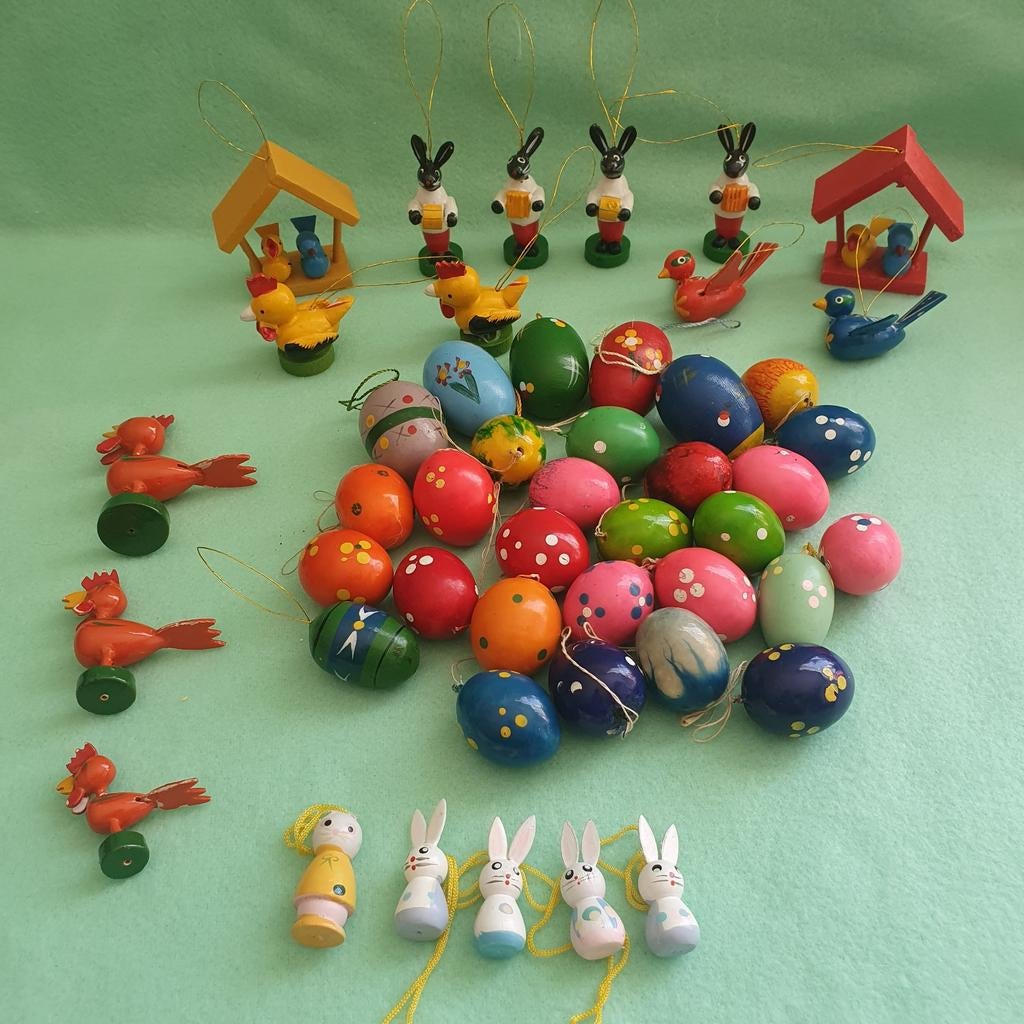 Vintage paasdecoratie 47 stuks Ertsgebergte, Ophalen of Verzenden