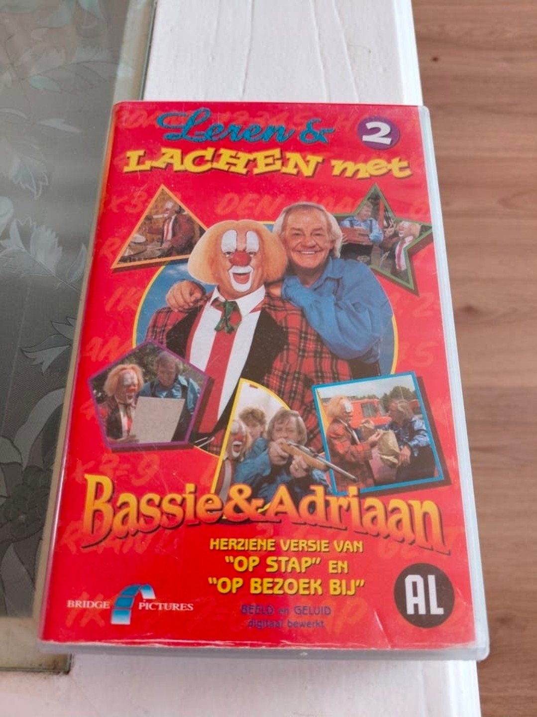 Leren & Lachen met Bassie en Adriaan deel 2 videoband., Cd's en Dvd's, VHS | Kinderen en Jeugd, Ophalen of Verzenden, Gebruikt