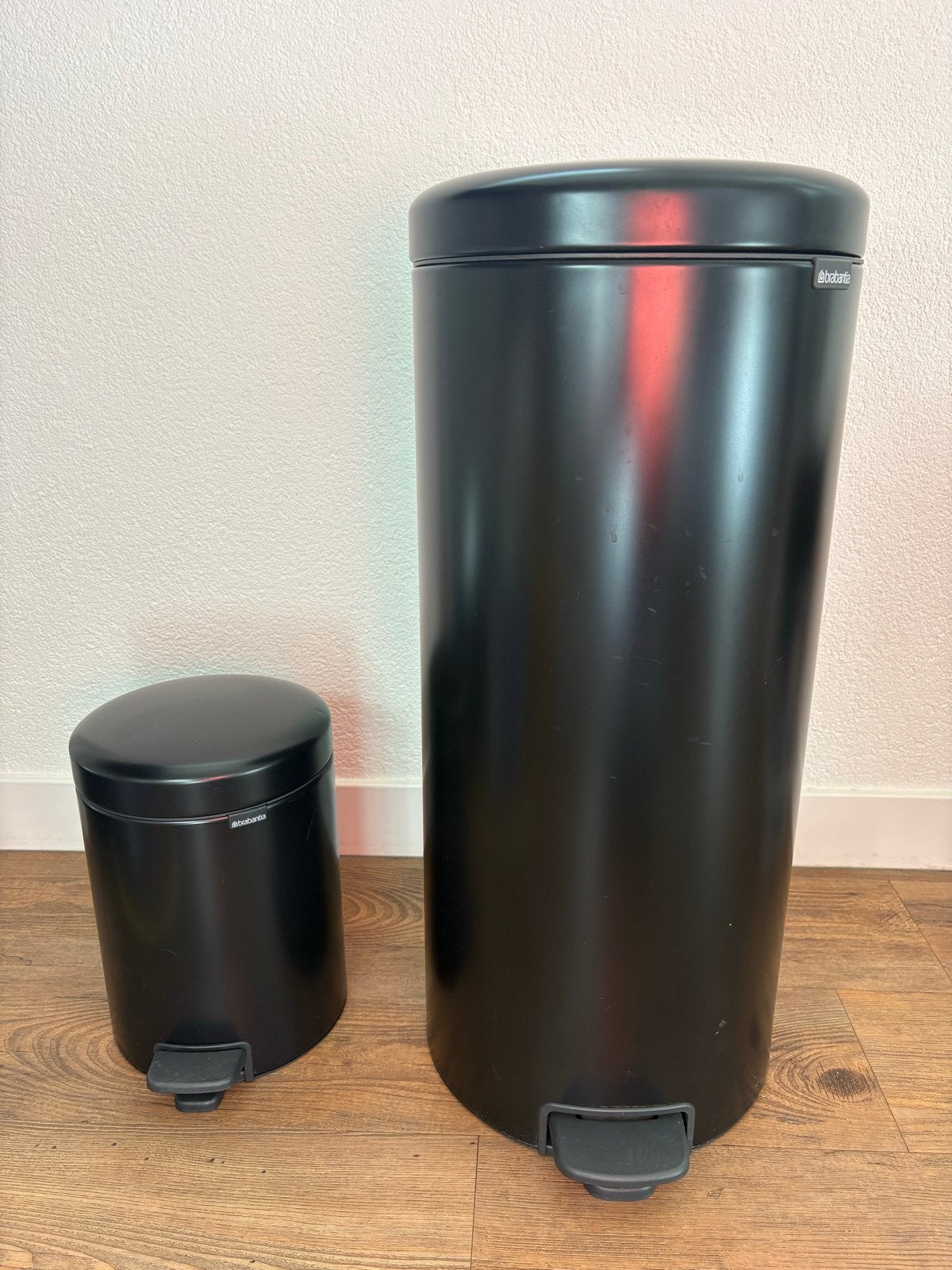 Brabantia prullenbakken set (2 stuks) - Zwart, Ophalen, Gebruikt, Met pedaal, 30 tot 40 liter