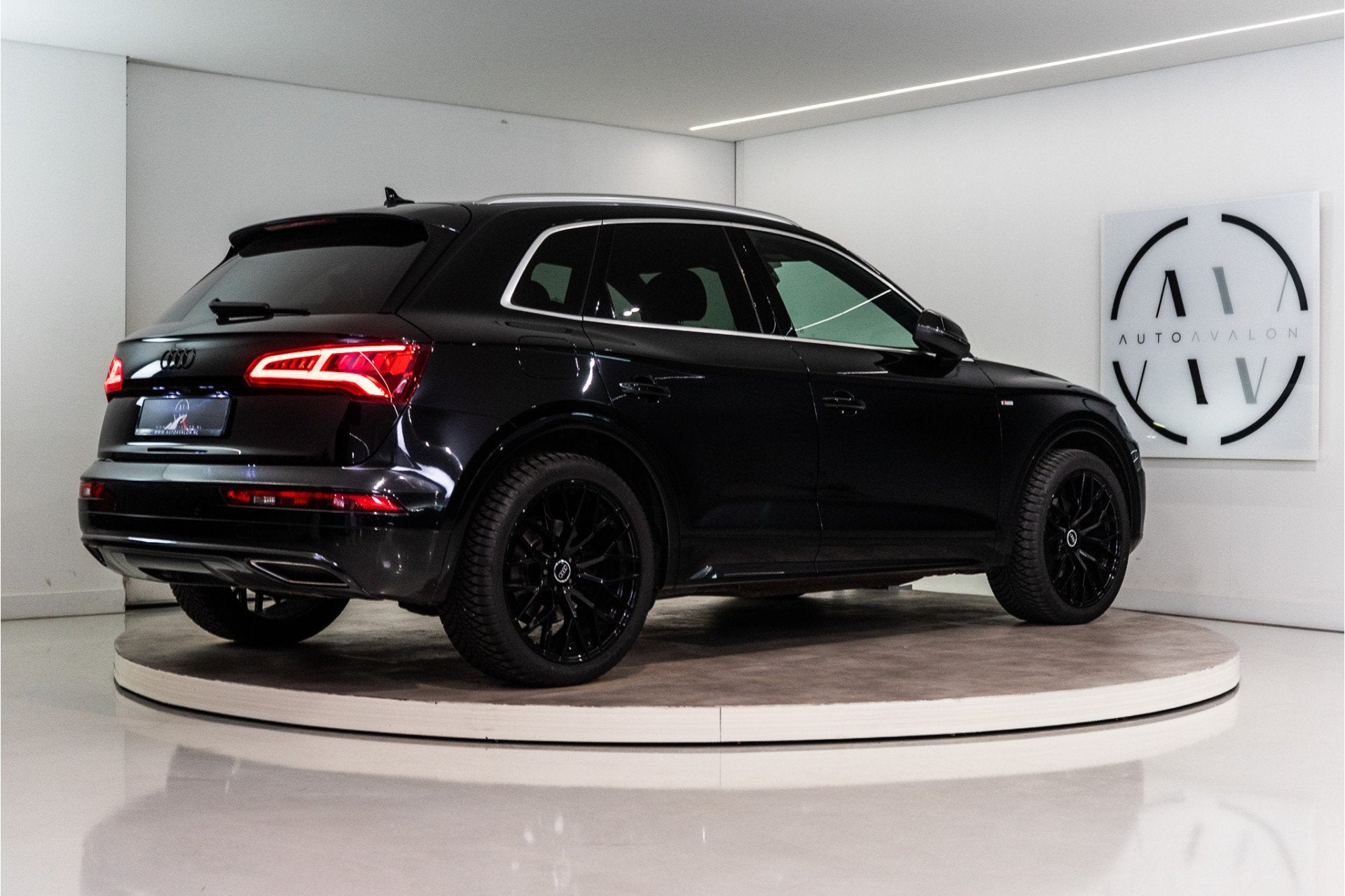 Audi Q5 2.0 TFSI Quattro S-Line 252PK | B&O | HUD | Luchtver, Auto's, Automaat, Gebruikt, 4 cilinders, Zwart