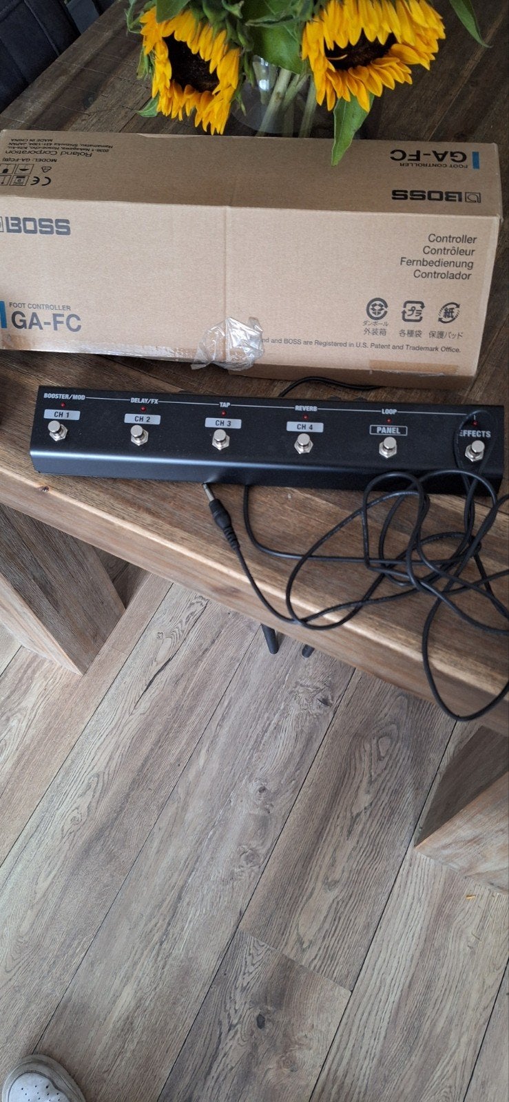 footswitch voor boss katana .nieuw in doos., Ophalen of Verzenden, Nieuw, Licht