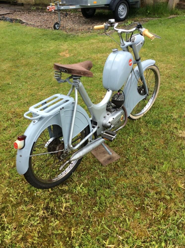 HMW  de luxe b.j. 1955, Fietsen en Brommers, Maximaal 45 km/u, 49 cc, 2 versnellingen, Ophalen