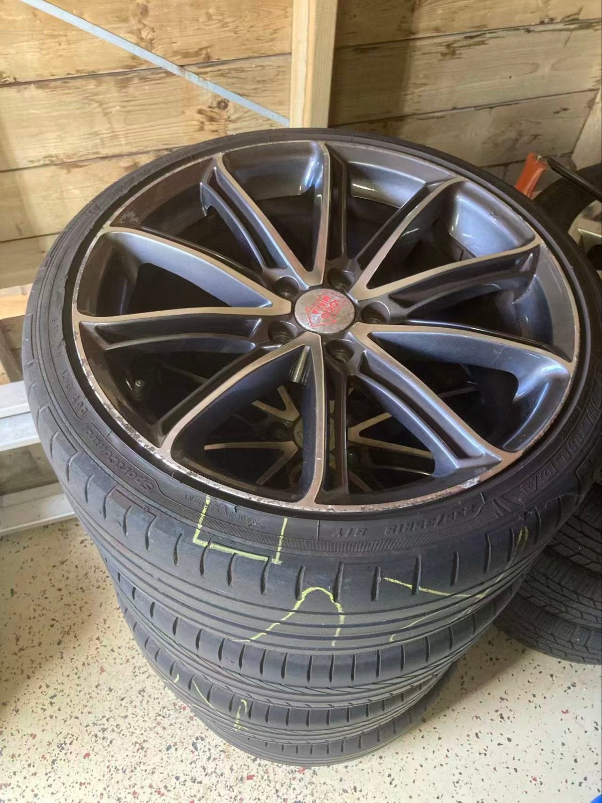 Set van 4 gebruikte banden en velgen, 19 inch, Gebruikt, Banden en Velgen, 235 mm, Personenwagen