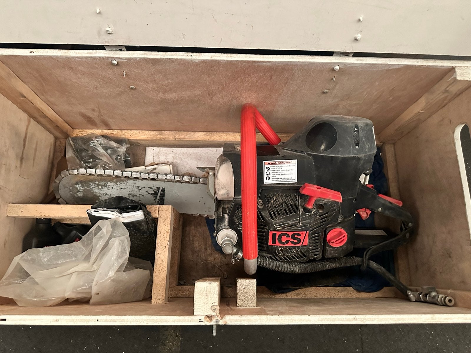 ICS Kettingzaagmachine 680 GC met nieuwe ketting en kist, 70 mm of meer, Kettingzaag, Ophalen of Verzenden, Beton zagen