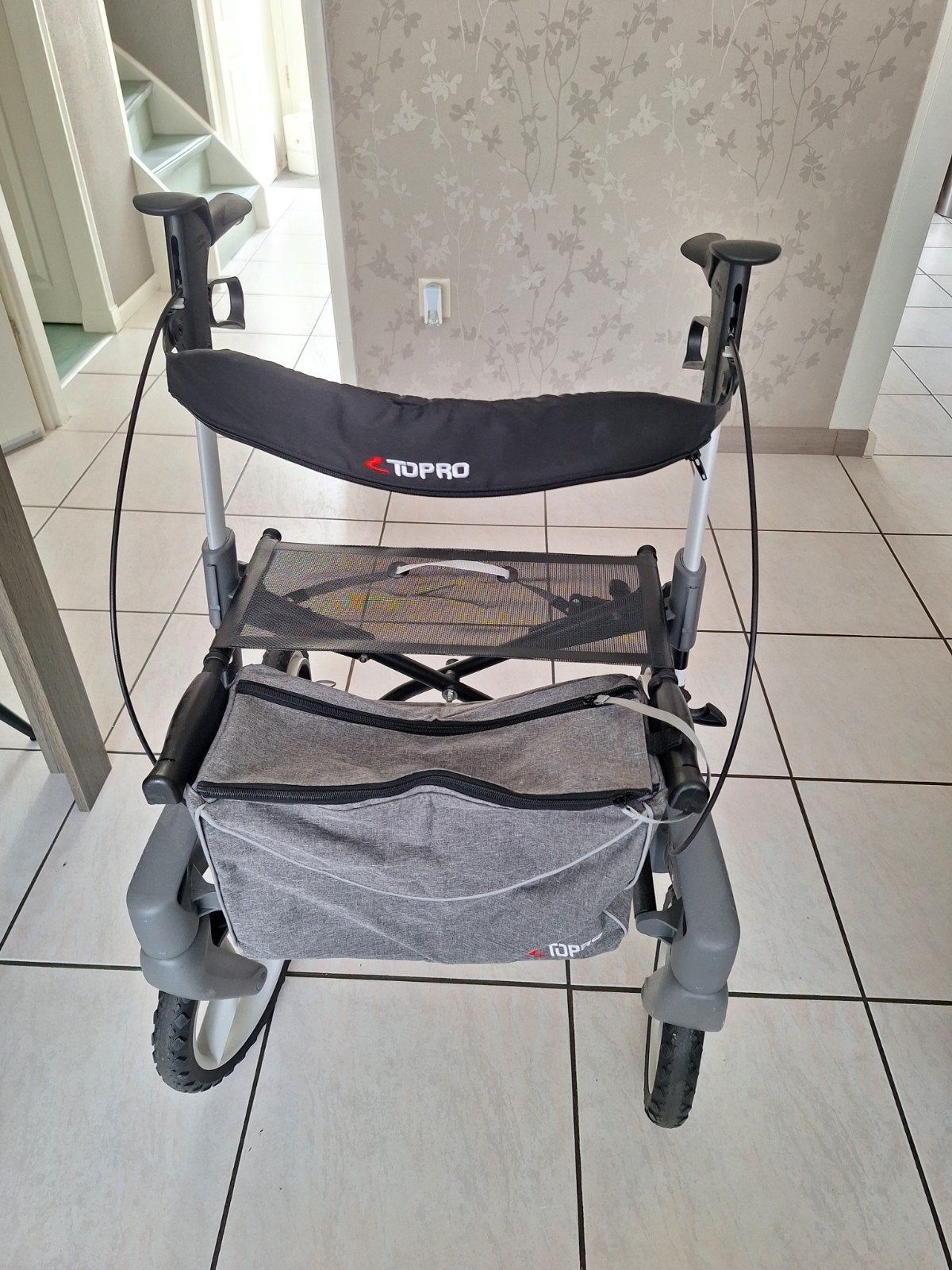 rollator topro olympus, Diversen, Ophalen, Opvouwbaar, Zo goed als nieuw