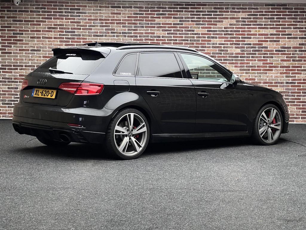 Audi RS3 2.5 TFSI RS3 quattro Panorama Virtual RS stoelen St, Automaat, Gebruikt, RS3, Zwart