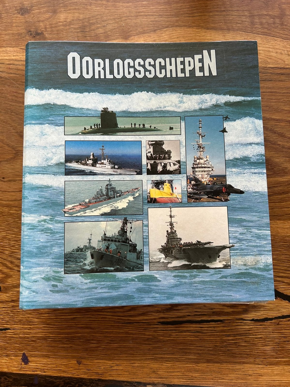 Groot overzicht oorlogsschepen in een band, Verzamelen, Ophalen of Verzenden, Landmacht, Nederland, Boek of Tijdschrift