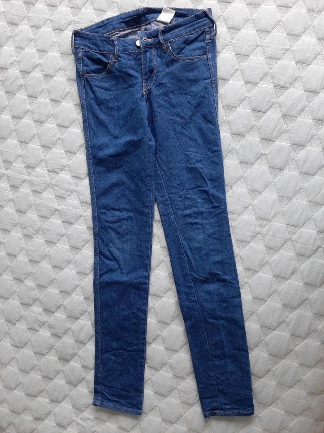 H&M Skinny Low Waist Jeans - Uitstekende Staat maat XS/32, H&M, Blauw, Ophalen of Verzenden, Zo goed als nieuw