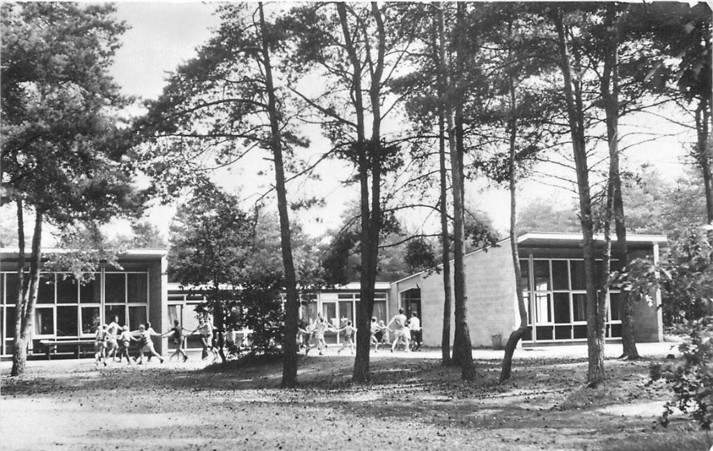 379-202-049 St Michielsgestel Zonnewende, Verzenden, Voor 1920, Noord-Brabant