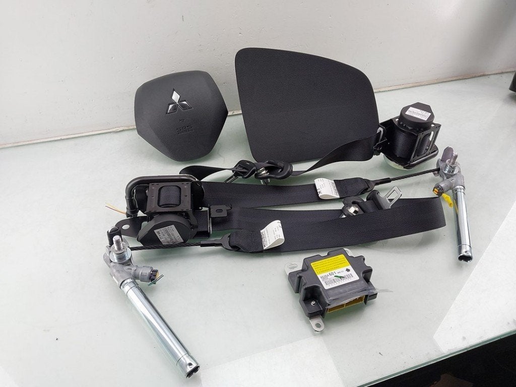 Airbag Set + Computer Mitsubishi Space Star (A0) 7030A652XA, Auto-onderdelen, Gebruikt, Info@mitsubishi-motors.de, Mitsubishi