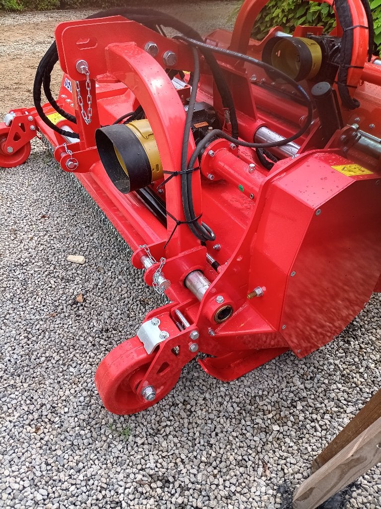 semi bos klepelmaaier 160 --740 kg --overtopfrees 200--220, Zakelijke goederen, Ophalen, Akkerbouw, Grondbewerking