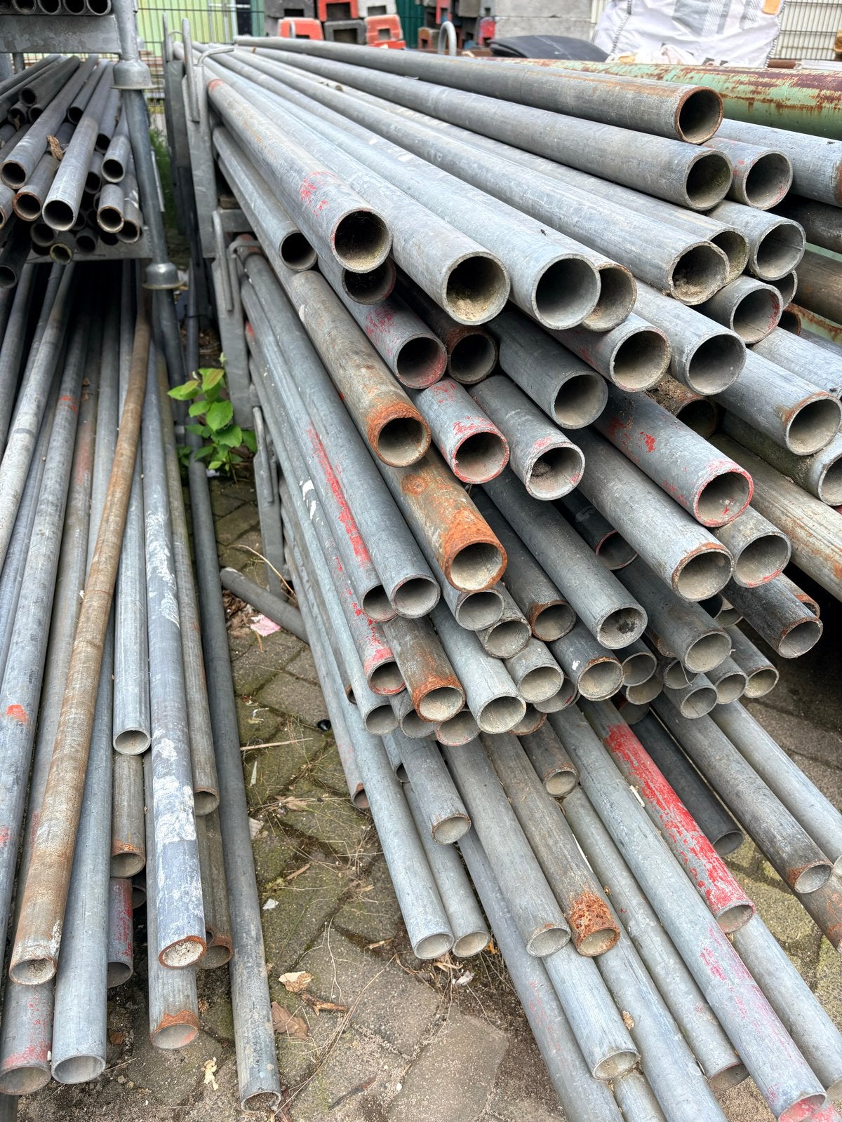 Gebruikte steigerbuizen - Diverse lengtes, Ophalen, Gebruikt, Overige typen, 5 meter of hoger