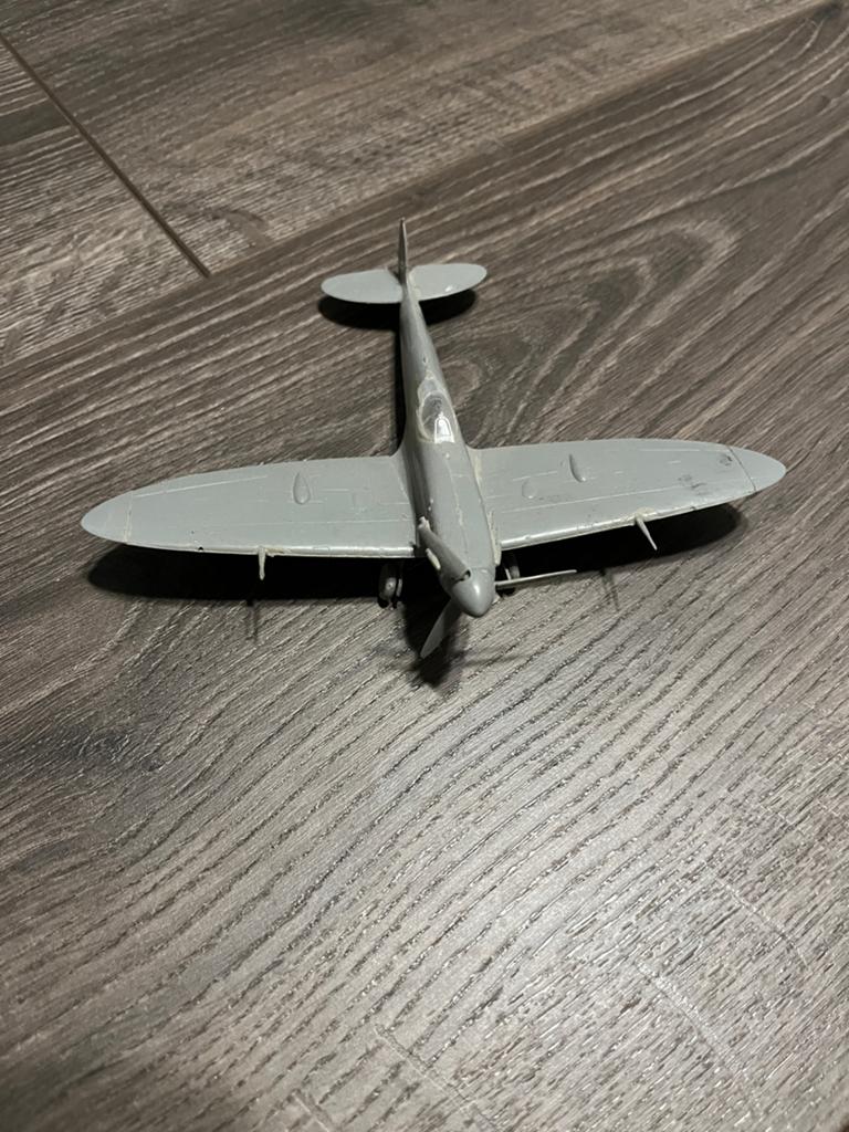 Plastic modelbouw vliegtuig - Gebruikt, Ophalen, Gebruikt, Vliegtuig