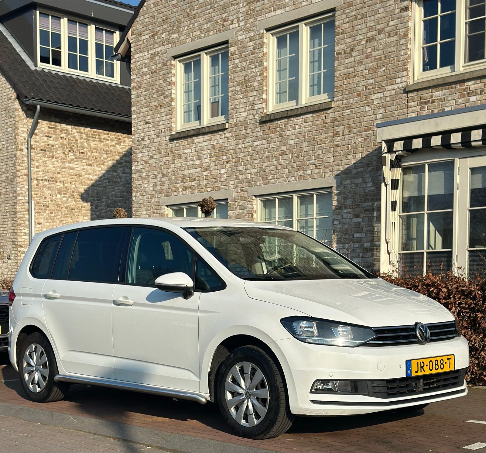 Volkswagen Touran 2.0 TDI 110KW/150PK 6-DSG 2016 Wit, Auto's, Stof, 1800 kg, 4 cilinders, Wit