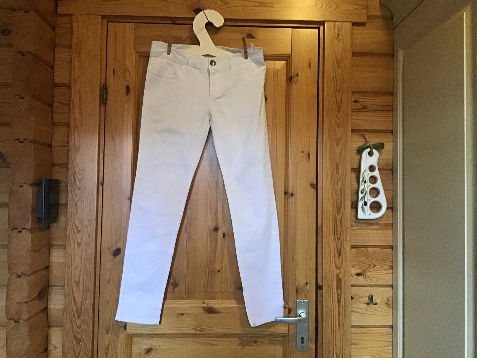 Spijkerbroek wit Fishbone lang S, Kleding | Dames, Ophalen of Verzenden, Zo goed als nieuw, Wit, W30 - W32 (confectie 38/40)