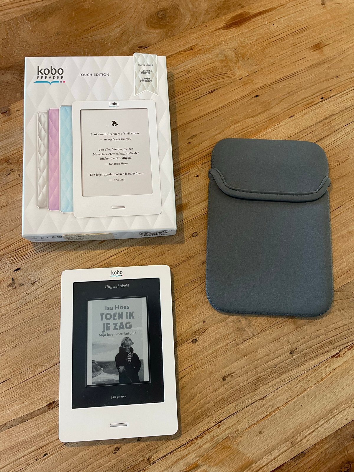 Kobo ereader Touch met hoes - Werkt prima, Gebruikt, Ophalen of Verzenden, 4 GB of minder, Touchscreen