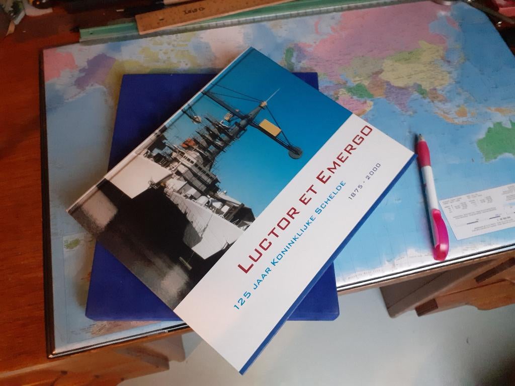 Luctor et Emergo - 125 jarig bestaan Schelde  1875-2000, Verzamelen, Verzenden, Zo goed als nieuw, Motorboot, Boek of Tijdschrift