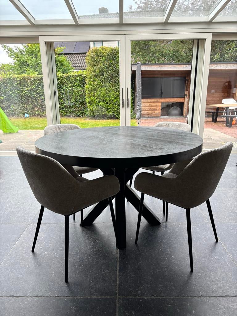 Ronde eikenhouten eettafel (130cm), Ophalen, Gebruikt, 100 tot 150 cm, Vier personen