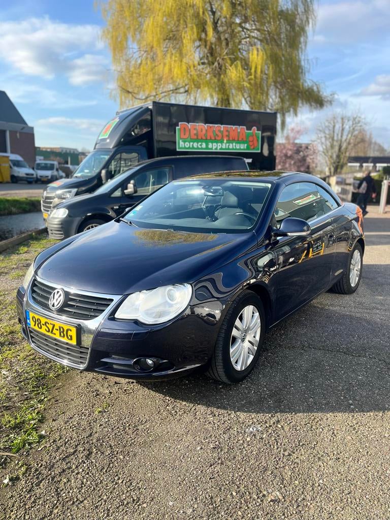 Volkswagen Eos 2.0 16V FSI 110KW 2006 Blauw, Auto's, Volkswagen, Voorwielaandrijving, Stoelverwarming, Stof, 4 cilinders