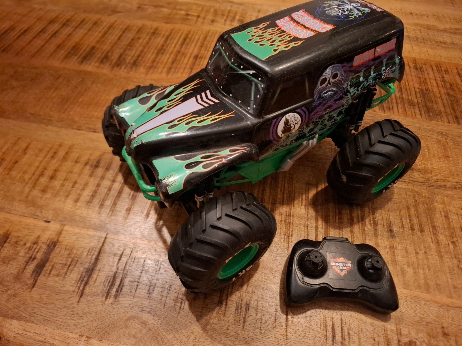 Monster Jam Grave Digger RC Truck met afstandsbediening, Elektro, Gebruikt, Auto offroad, Ophalen of Verzenden